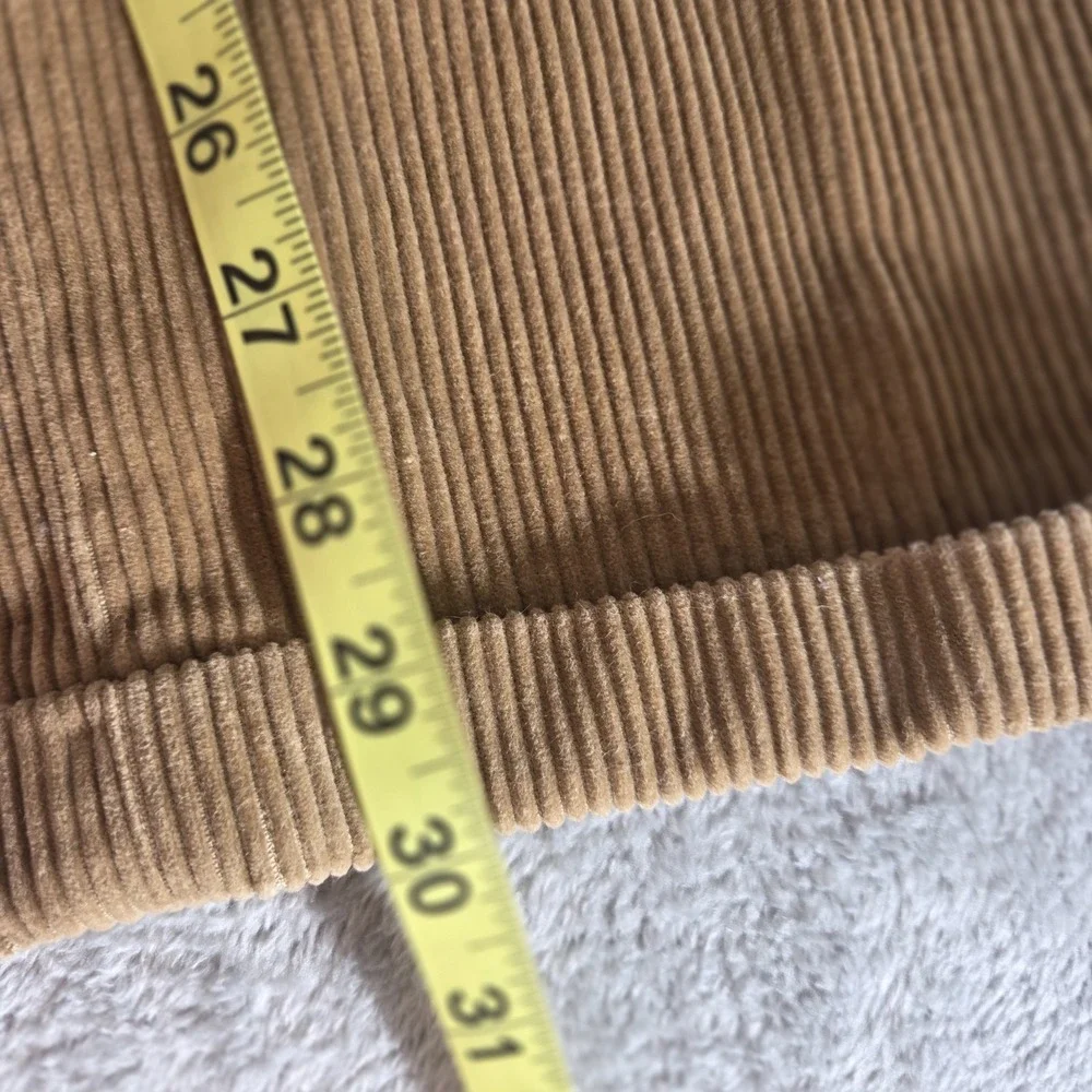 LL Bean Men's 35 (Fits 34x3) Corduroy Khaki Beige/Tan Pleated Cuffed Flap Pocket